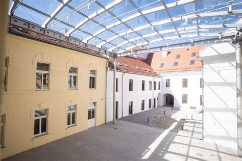 Fotografia hlavnej budovy Ranča Kráľová Lehota