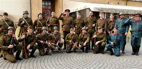 Tematické foto: Rekonštrukcia bojových scén z Malej vojny