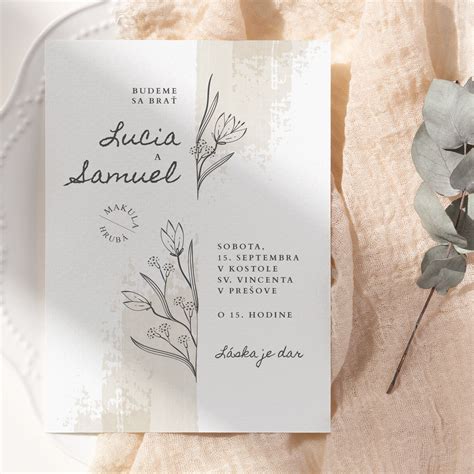 Historické a moderné svadobné hrebene (koláž)