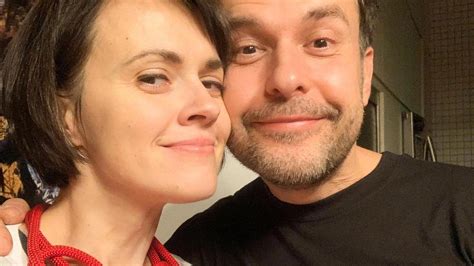 Juraj Kemka s manželkou Adrianou a ich synmi