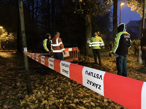 Ilustračné foto nepriaznivého počasia a presunutých akcií