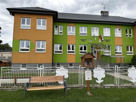 fotografia budovy základnej školy v Šrobárovej