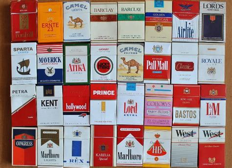Návrh zväčšenej krabičky cigariet s detailmi značky