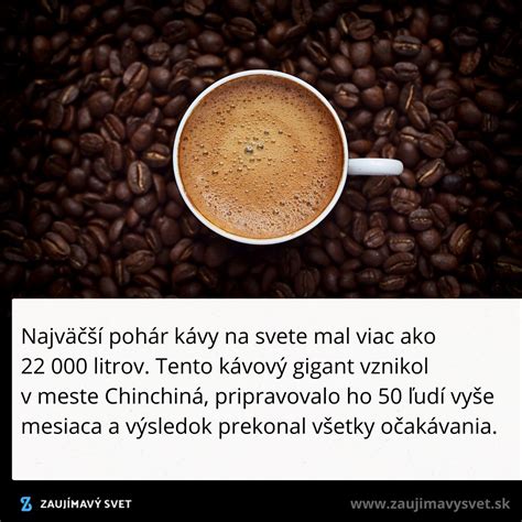 ukážka hotového hrnčeka zdobeného kávovými zrnami a kytice z ponožiek