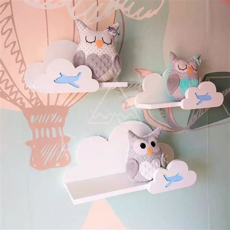 Koláž: Drevené dekorácie do detskej izby, závesné prvky a police