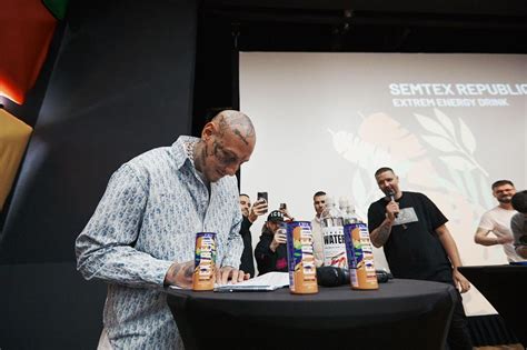 Ilustračná fotografia rappera Separa počas koncertu