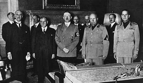 Signatári Mníchovskej dohody: N. Chamberlain, É. Daladier, A. Hitler, B. Mussolini