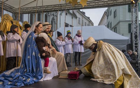 Snímka z Trojkráľového sprievodu v historickom centre mesta Bratislava 6. januára 2019