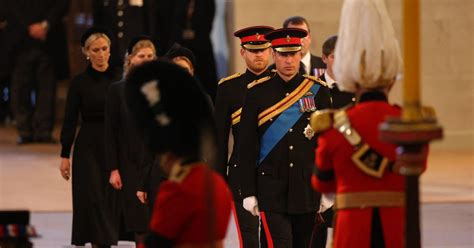 Princ Harry vo vojenskej uniforme