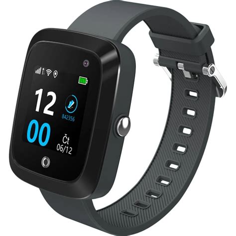 Smart hodinky ako moderný pomocník pre aktívnych seniorov