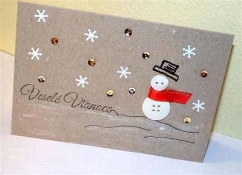 Snehuliak vyrobený z korkovej zátky