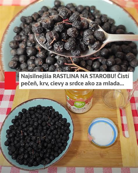 Detail tváre Jima Carreyho ako Scroogea, zobrazujúci starobu a emócie