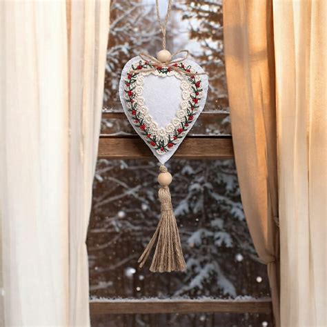 svadobné dekorácie na dvere a bránku vo vintage štýle