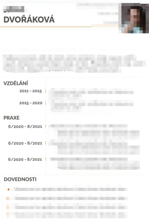 Ilustračná fotografia náborového pracovníka a uchádzača pri rozhovore