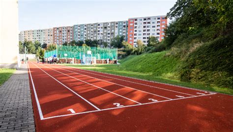 mapa s vyznačenou novou budovou Gymnázia Jána Hollého na ulici Na hlinách