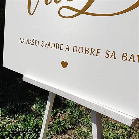 Srdiečková svadobná tabuľa s nápisom 