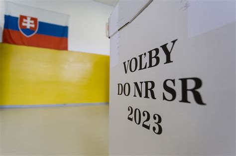 Ilustrácia volebnej miestnosti v Rusku