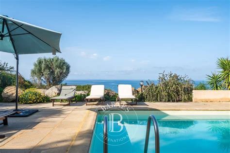 panoramatický výhľad na hory z Kubínskej hole vhodný pre svadobné fotografie