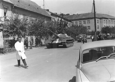 Archívna fotografia z Piešťan počas augusta 1968