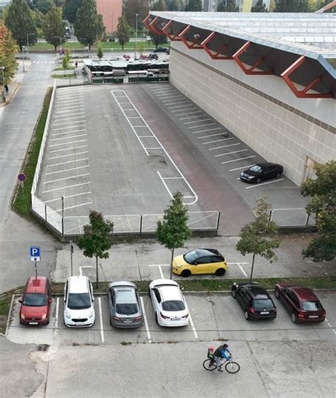 Parkovisko pri Motoreste Čertovica v zime