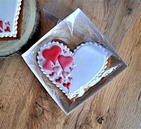 Príklady zdobenia hotovej darčekovej krabičky