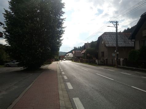 panoramatický záber na obec Oravský Biely Potok a okolitú krajinu