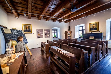 Ilustračná fotografia kultúrneho podujatia alebo budovy Slovenského literárneho centra