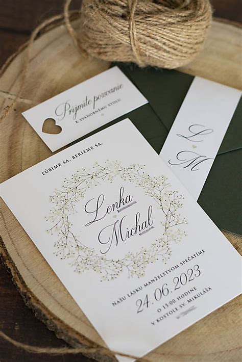 Svadobné oznámenie z nebieleného papiera s hnedými prvkami