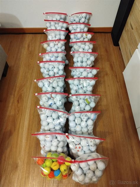 Sada kvalitných golfových loptičiek rôznych značiek