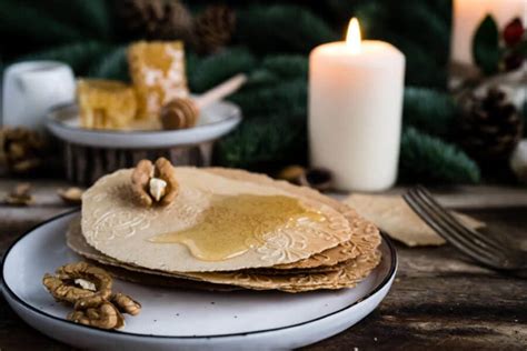 Ilustračné foto: Vianočné oblátky s medom a cesnakom