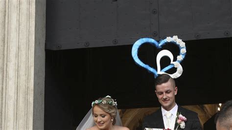 Svadobná fotografia Dominiky Mirgovej a manžela