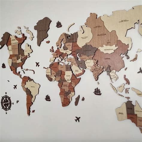 gravírovaná mapa sveta