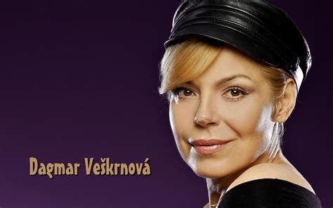 Mladá Dagmar Veškrnová s Radvítom Novákom, svadobná fotografia