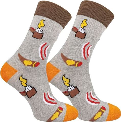 Pár vtipných ponožiek s originálnym dizajnom