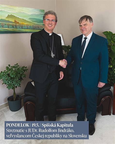 fotografia dvoch kamarátok pri spoločnom zážitku alebo na výlete