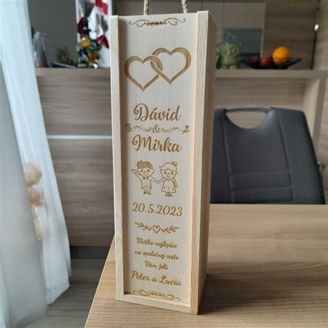 Svadobný pár Miška a Kamil s poľovníckymi prvkami