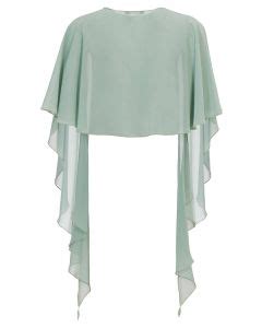 Porovnanie stola s celým obrusom a stola s elegantným behúňom