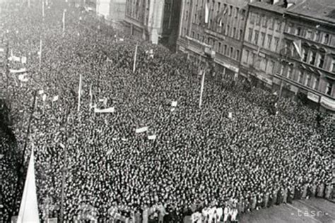 Foto protestov na Václavskom námestí v roku 1969