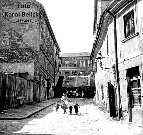Archívna fotografia generálmajora Jána Iľanovského alebo dobová fotografia z obdobia SNP/východného frontu.