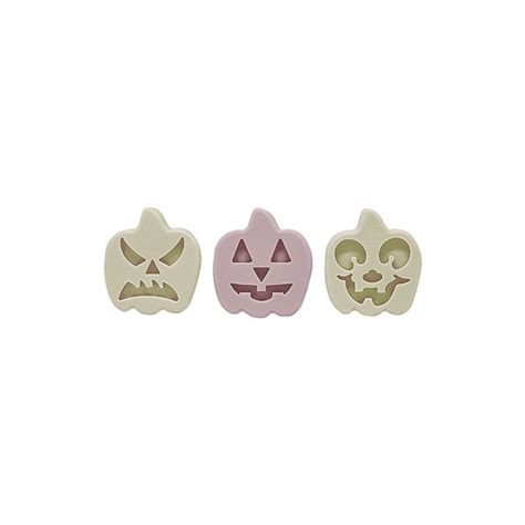 Ilustrácia rôznych tvarov vyrezávaných halloweenskych tekvíc pripravených na vyfarbovanie