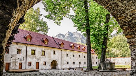kolonáda v Kúpeľoch Červený Kláštor vhodná na svadobnú hostinu