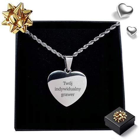 Grafické znázornenie vlastností ženy menom Gabriela s ikonami (srdce pre empatiu, žiarovka pre inteligenciu, štít pre odvahu)