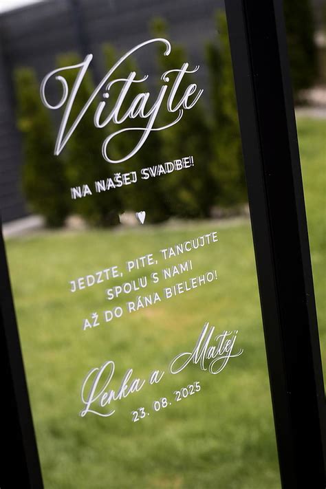 Schéma rozdelenia dobrovoľného príspevku (milodaru) na svadbe: časť pre kostol (prevádzka), časť pre organistu a časť pre kostolníka.