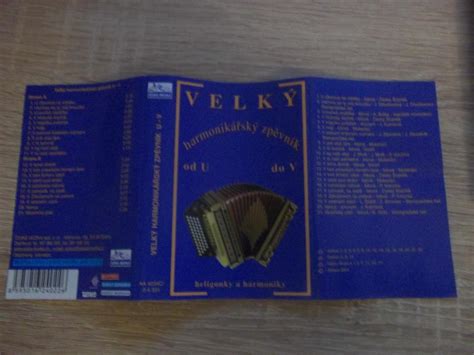 Ilustrácia skladania papiera do harmoniky pre valentínku.