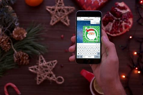 Ilustrácia ovládania SMART vianočných reťazí pomocou mobilnej aplikácie