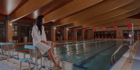 Záber na Alexandra Wellness Hotel v obklopení prírody Jánskej doliny