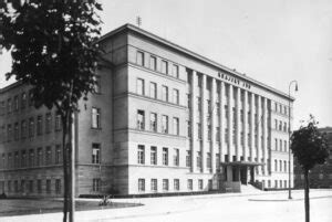 Fotografia Justičného paláca v Bratislave
