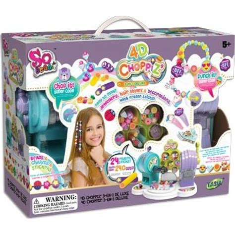 koláž rôznych módnych doplnkov a šperkov pre dievčatá