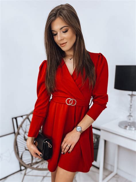 Elegantné dámske a pánske vianočné outfity