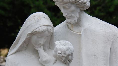 Tematické foto: Mária a Jozef prinášajú dieťa Ježiša do jeruzalemského chrámu